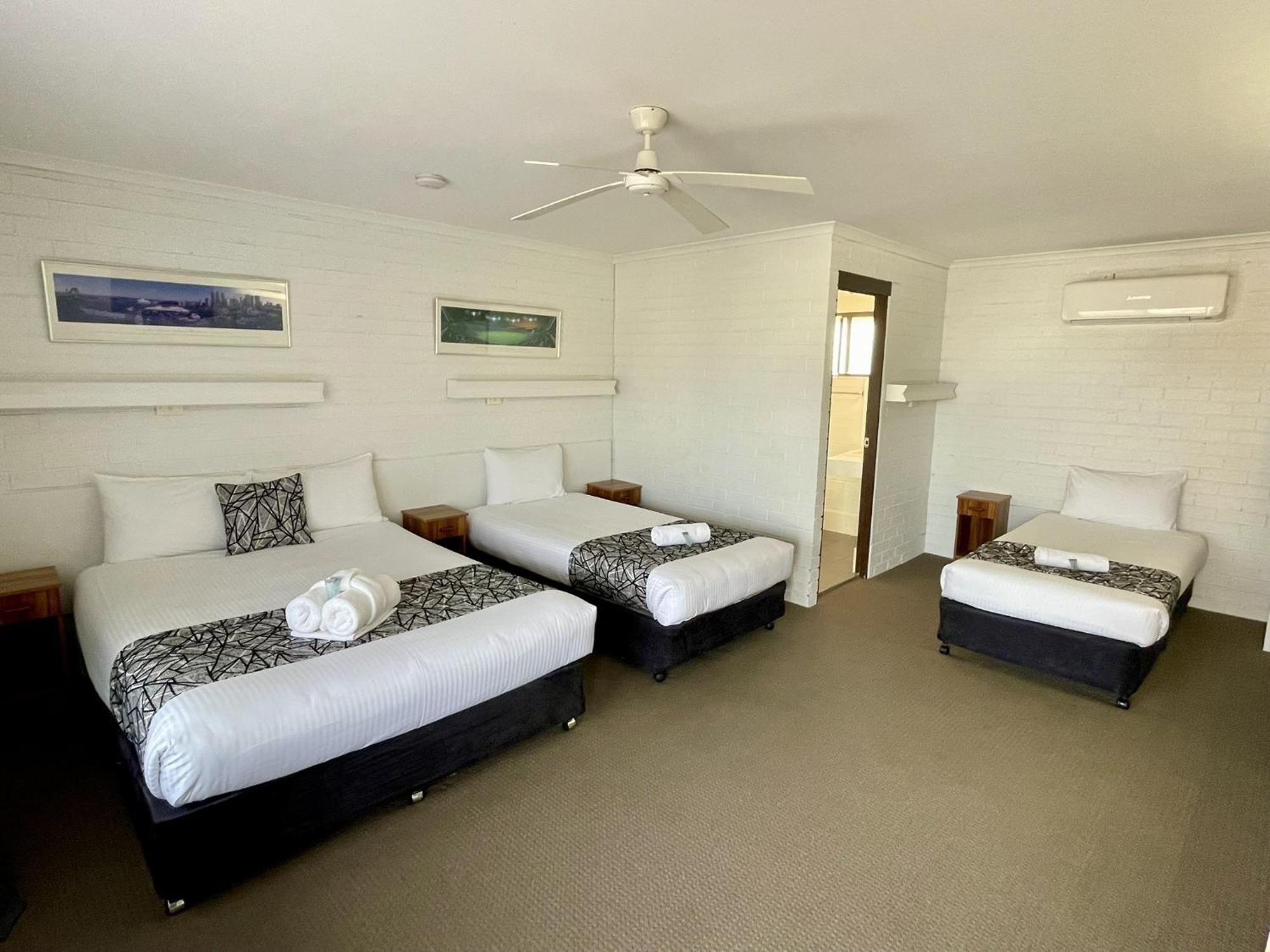 Coastal Bay Motel Coffs Harbour Habitación foto